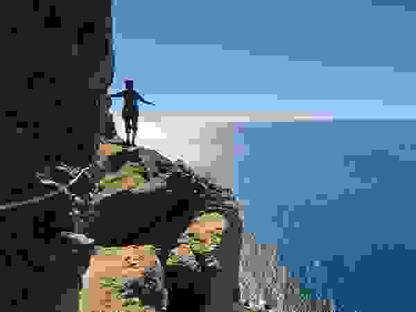 Cape Canaille, Les Calanques Mehrseillängenrouten – Kletterschule YOYO