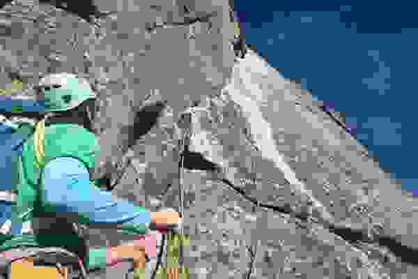 Clean Climbing Kurse Lofoten – Kletterschule YOYO