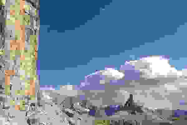 Sella-Dolomiten Mehrseillängenrouten – Kletterschule YOY