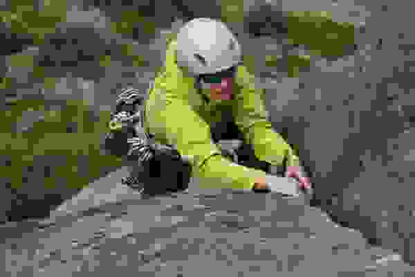 Clean Climbing Kurse Lofoten – Kletterschule YOYO