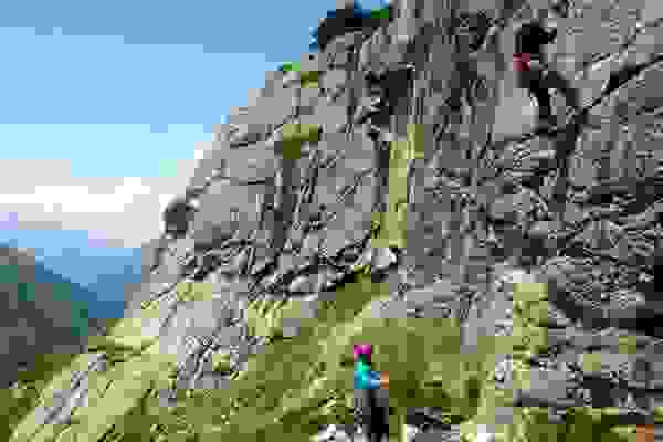 Sustenpass Mehrseillängenrouten – Kletterschule YOYO