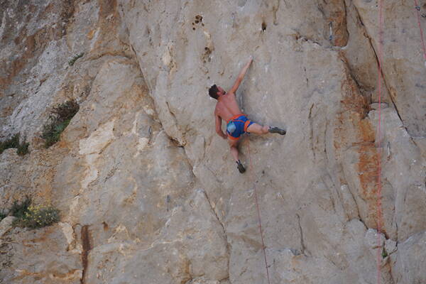 Sizilien Outdoor-Kletterkurse – Kletterschule YOYO