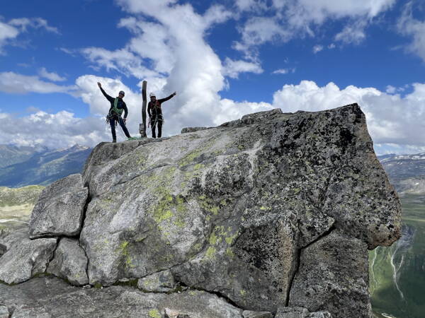 Furkapass Outdoor-Kletterkurse – Kletterschule YOYO