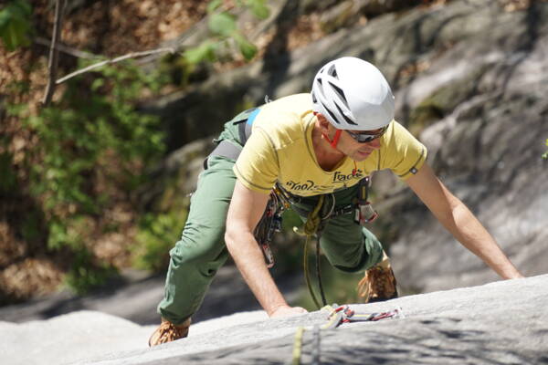 Ponte Brolla Mehrseillängenrouten – Kletterschule YOYO