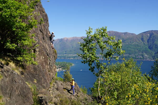 Ponte Brolla Outdoor-Kletterkurse – Kletterschule YOYO