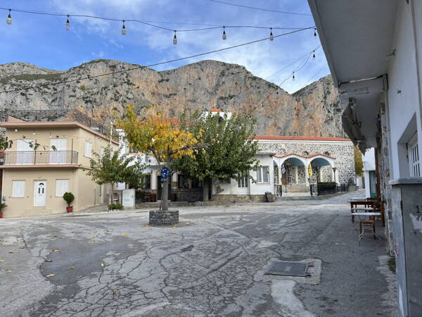 Manikia Griechenland Outdoor-Kletterkurse – Kletterschule YOYO