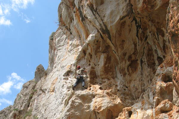 Sizilien Outdoor-Kletterkurse – Kletterschule YOYO