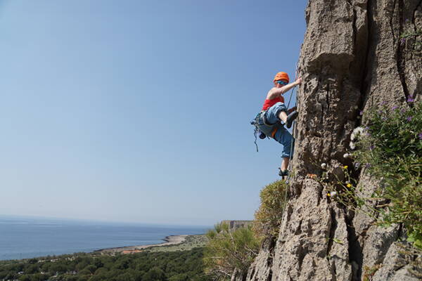 Sizilien Outdoor-Kletterkurse – Kletterschule YOYO