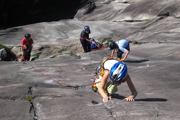 Grimselpass Mehrseillängenrouten – Kletterschule YOYO