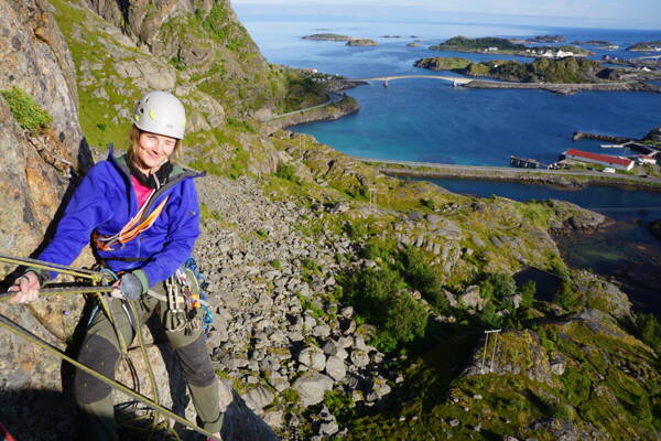 Clean Climbing Kurse Lofoten – Kletterschule YOYO