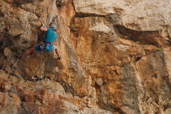 Sizilien Outdoor-Kletterkurse – Kletterschule YOYO