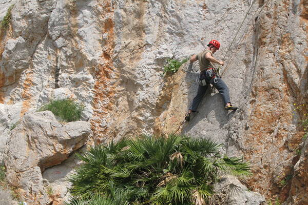 Sizilien Outdoor-Kletterkurse – Kletterschule YOYO