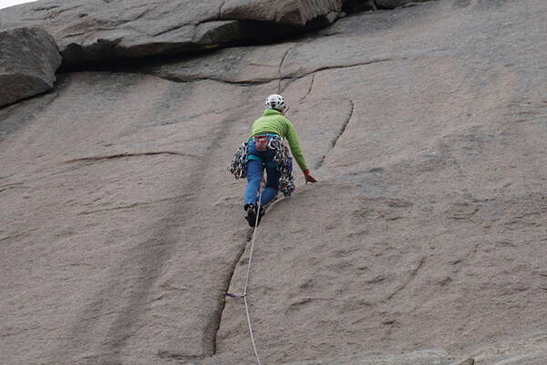 Clean Climbing Kurse Lofoten – Kletterschule YOYO Clean Climbing Kurse Lofoten – Kletterschule YOYO