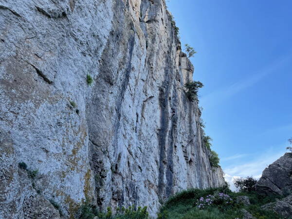Sardinien/Ulassai Outdoor-Kletterkurse – Kletterschule YOYO