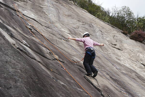 Ponte Brolla Outdoor-Kletterkurse – Kletterschule YOYO